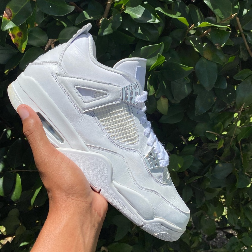 Jordan 4
